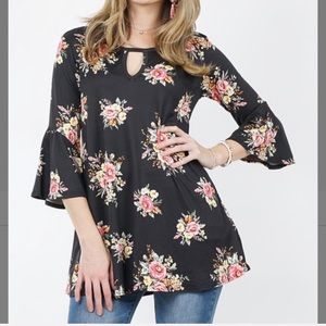 Black Floral 3/4 Bell-Sleeve Tunic, M